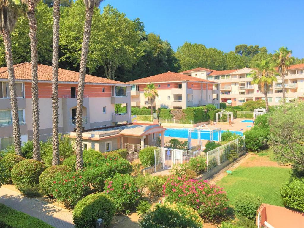 Loft Ravissant Avec Piscine Apartment Cagnes-sur-Mer Exterior foto
